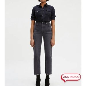 Levi’s Ribcage Straight Ankle Jeans